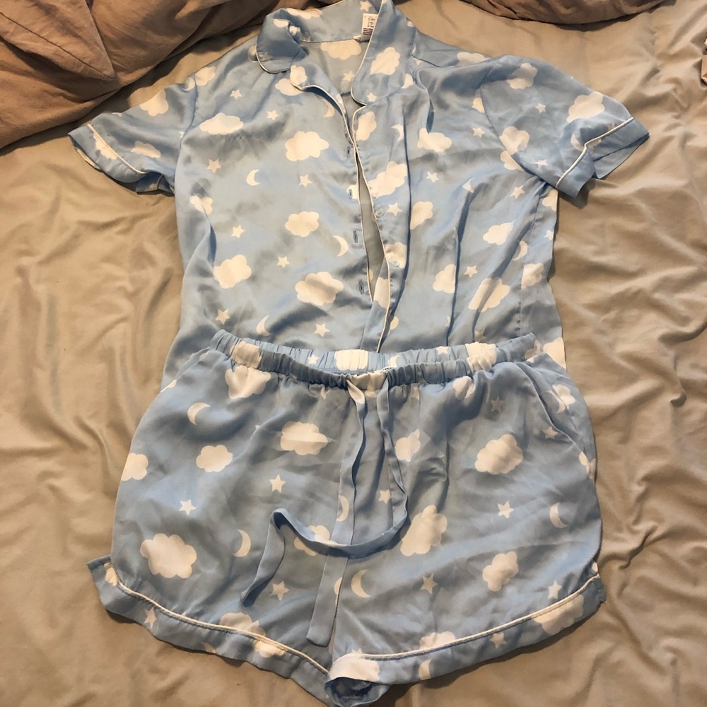 Baby blue cloud print pajama set